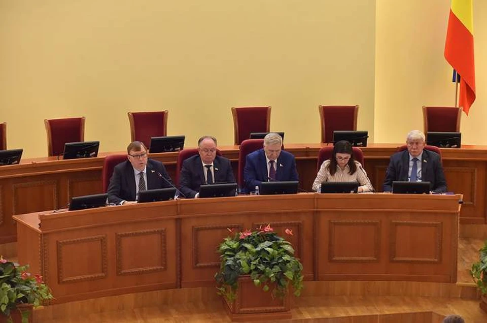 На Дону состоялось очередное заседание Законодательного Собрания. Фото: пресс-служба ЗС РО