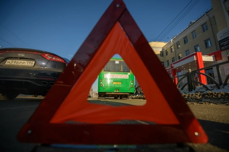 В центре Новосибирска случилось ДТП с участием автобуса.