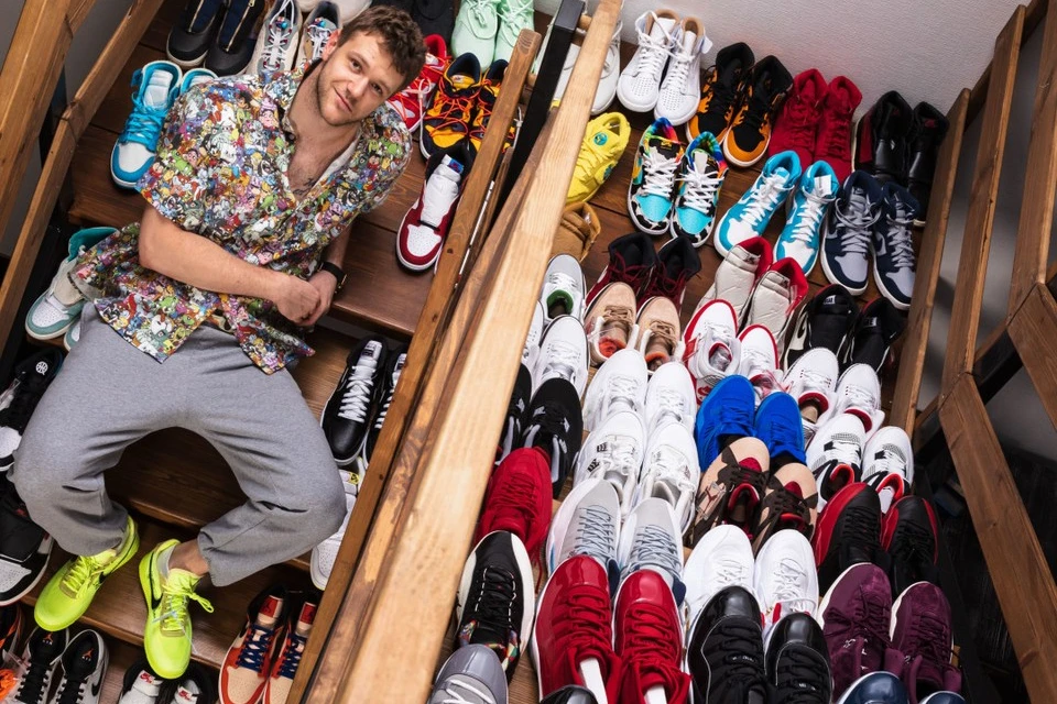 В коллекции баскетболиста Андрея Зубкова почти 300 пар кроссовок фирменных кроссовок