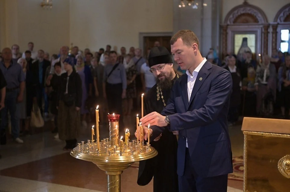 Губернатор Хабаровского края принял участие в крестном ходе Фото: Вячеслав Реутов