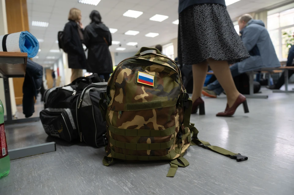 Участникам спецоперации предложили освоить новые профессии в мультицентре в Выборге.