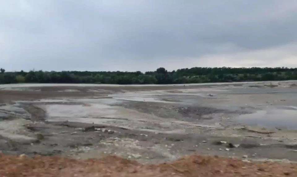 Обмелевшее водохранилище сравнили с пустыней ФОТО: телеграм-канал Андрея Алексеенко