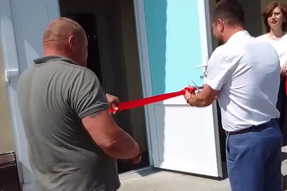 Новое отделение МФЦ открыли в Лисичанске 3 июля. Фото - скрин из видео правительства ЛНР