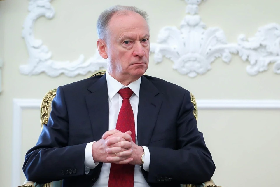 Патрушев предупредил россиян о рисках заболеваемости из-за деятельности США