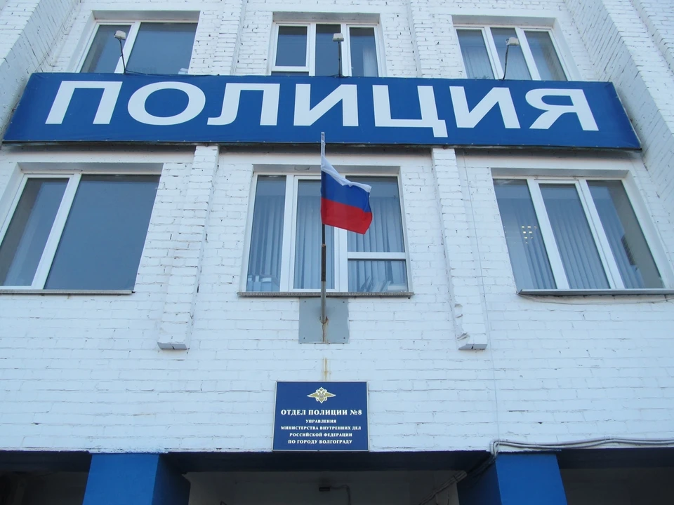 Ребенка передали хранителям правопорядка