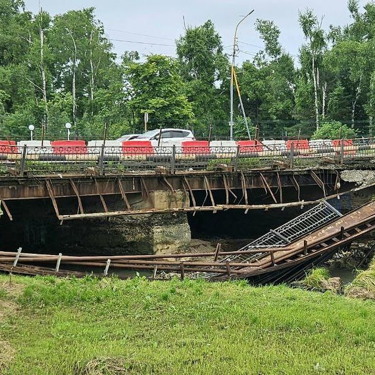 В Приморье частично рухнул автомобильный мост - KP.RU