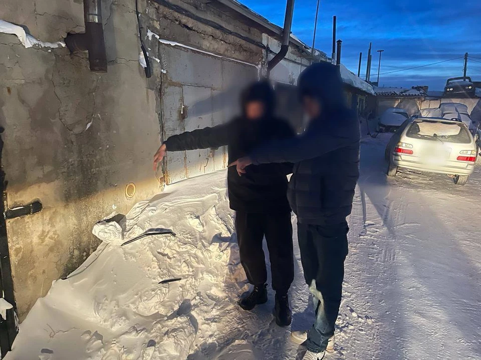 Подростки подрабатывали закладчиками в Магадане Фото: Следственный комитет