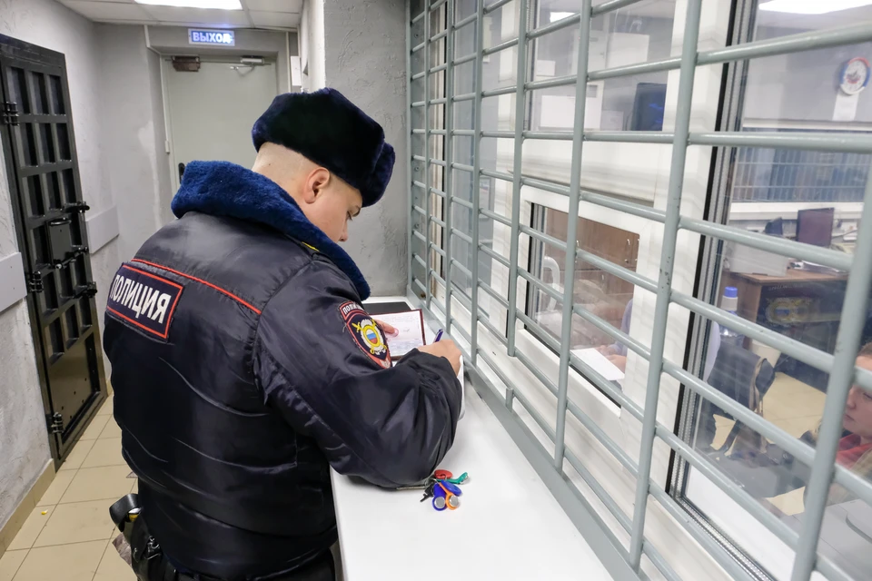 Мужчину задержали сотрудники полиции.