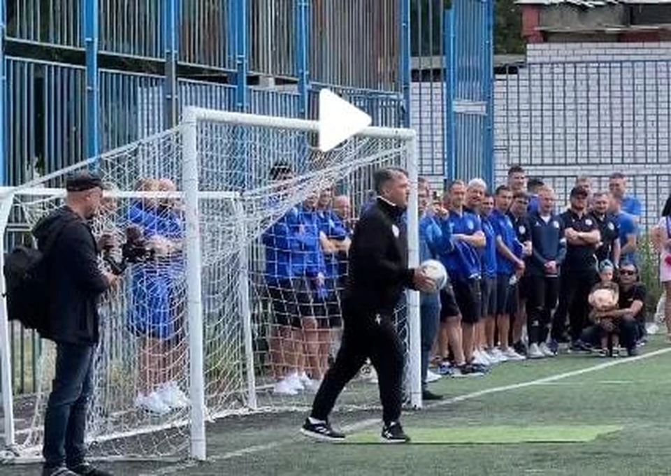 Вадим Евсеев освоил амплуа вратаря.