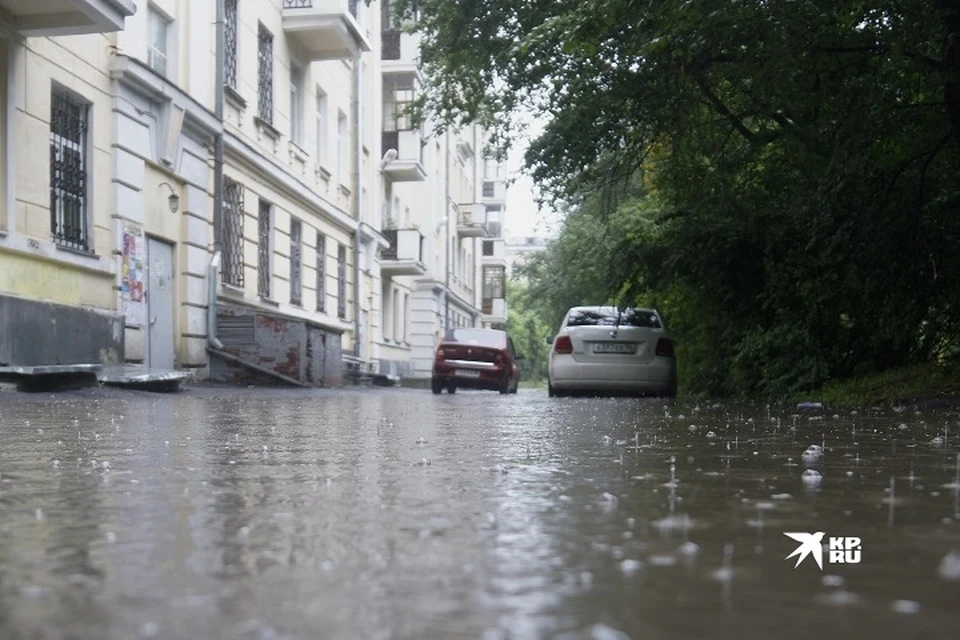 Дождь подтопил Екатеринбург 17 июля