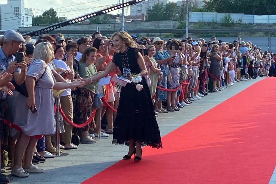 Московский кинофестиваль фото с красной дорожки
