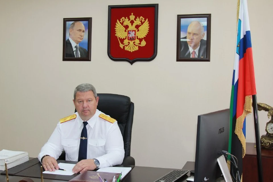 Станислав Захаров поздравляет коллег с Днем работника следственных органов.