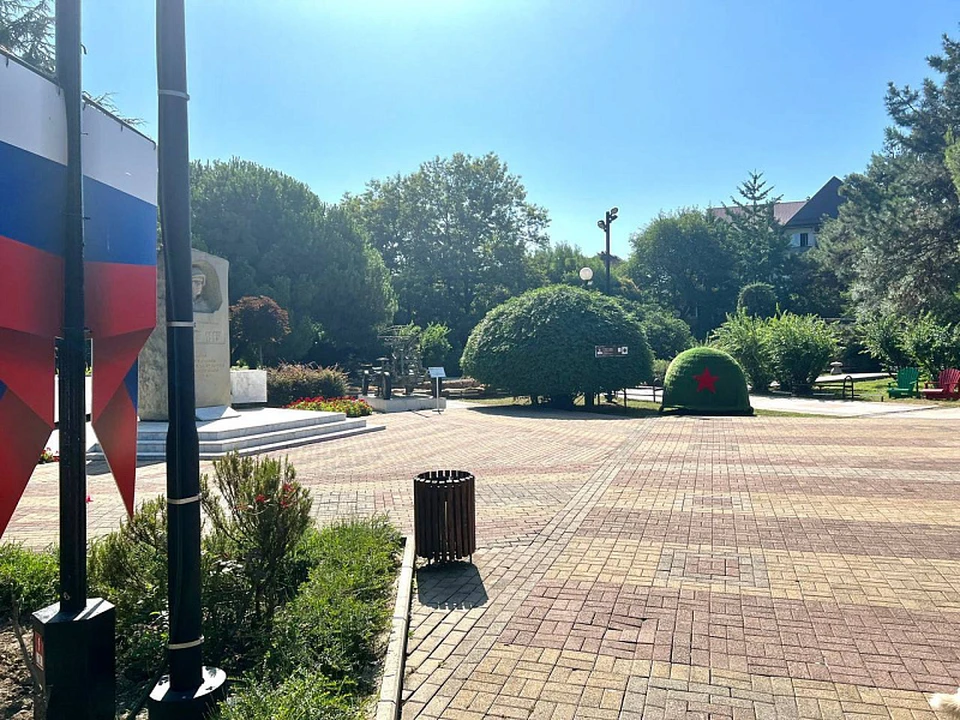 В поселке Лазаревском завершают благоустройство парка культуры и отдыха. Фото: пресс-служба администрации Краснодарского края.