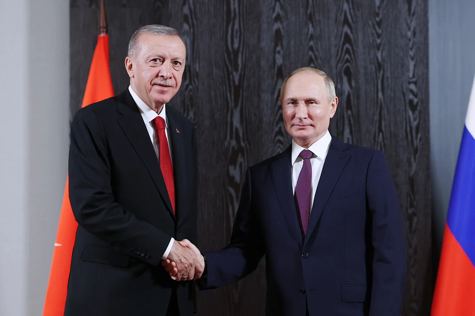 Президенты России и Турции Владимир Путин и Реджеп Тайип Эрдоган проведут телефонные переговоры в среду, 2 августа