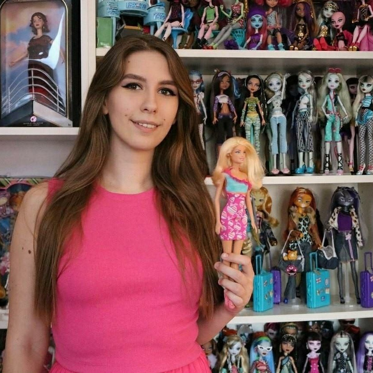 В Бишкеке открылась выставка кукол