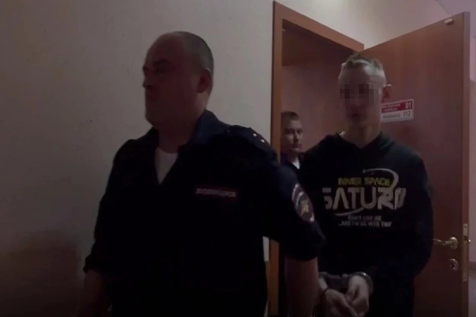 Обвиняемому в убийстве сестры продлили арест.