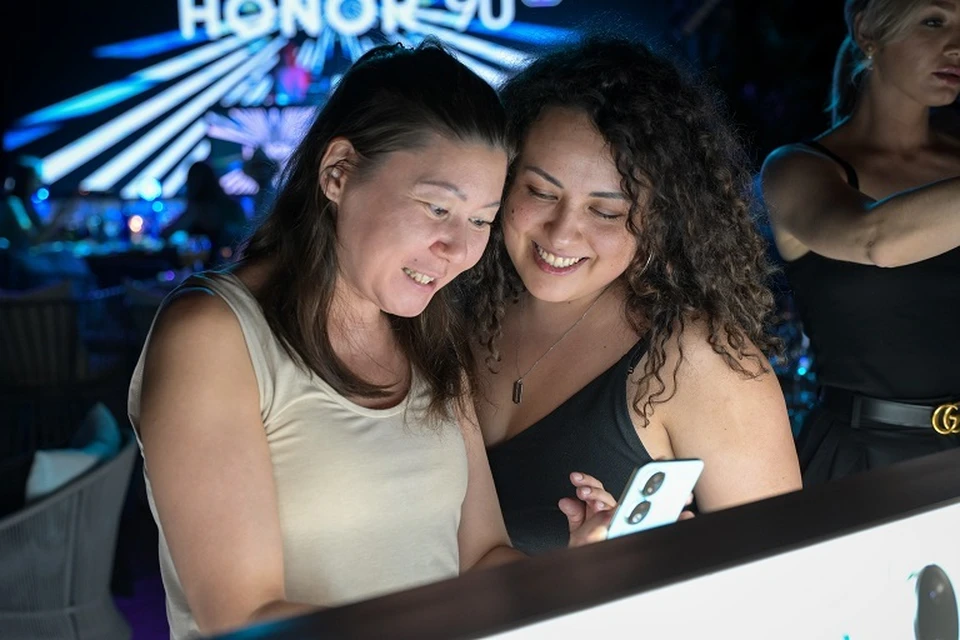 Глобальный технологический бренд HONOR объявил о начале продаж на казахстанском рынке нового смартфона HONOR 90.