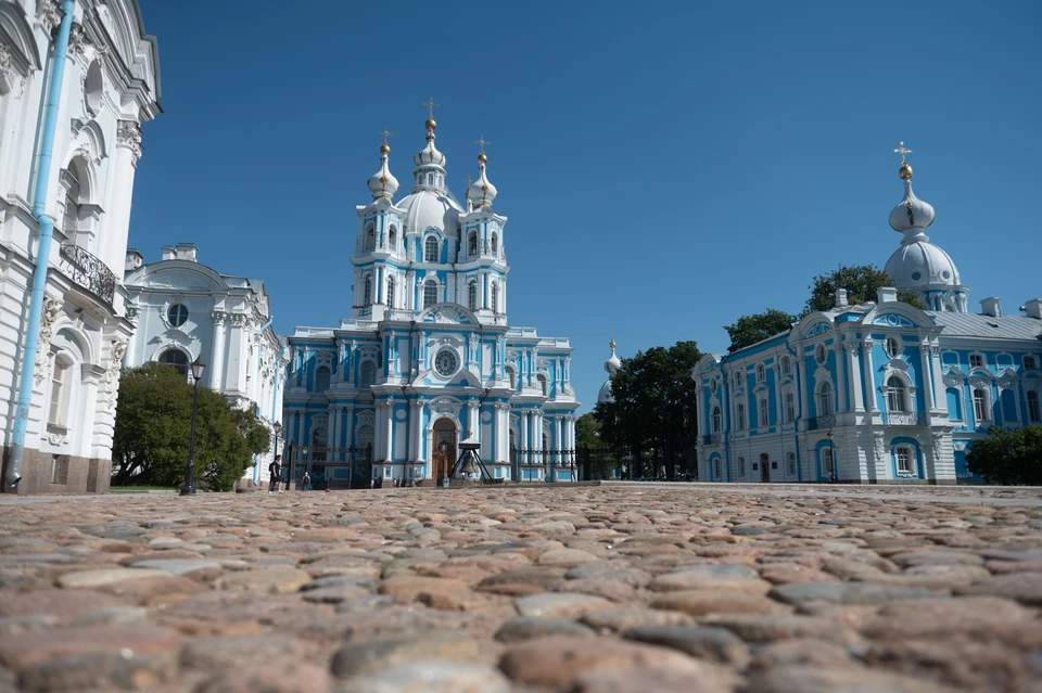 Смольный собор в Санкт Петербурге