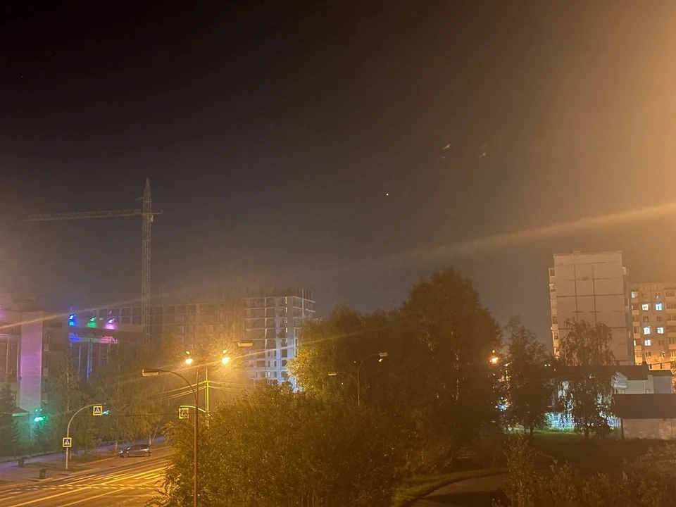 Власти назвали причину неприятного запаха в Тюменской области.