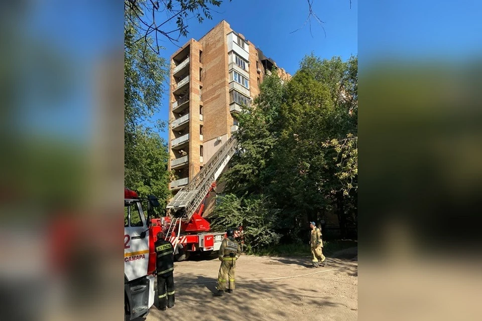 При пожаре в доме на ул. Краснодонской спасли 20 человек, еще один погиб