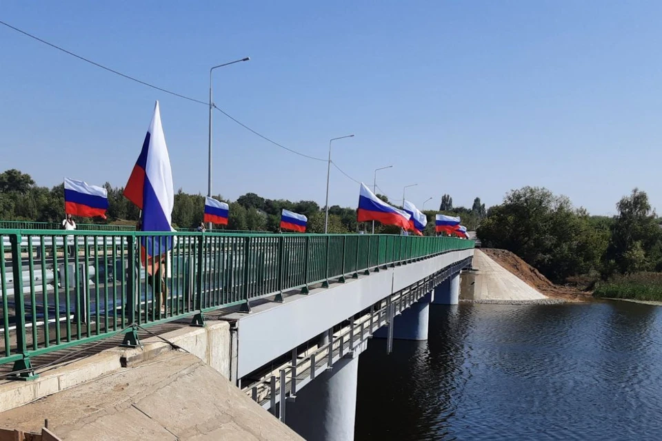 В Грязях открыли мост через реку Матыра после года капремонта