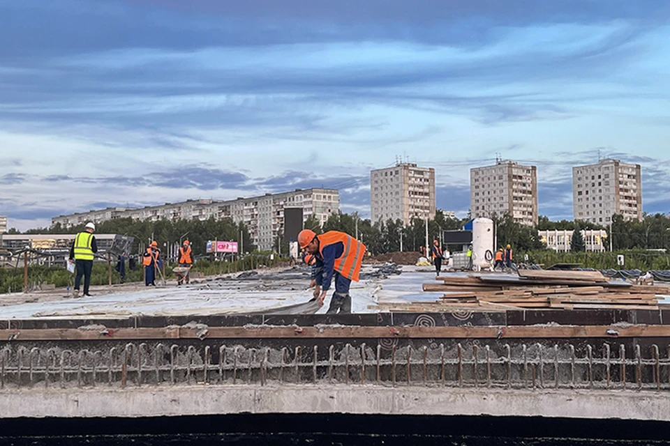 Видео отодрали прямо на мосту порно ролики в HD качестве