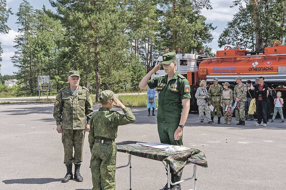Боец из Рязани занимается патриотическим воспитанием детей и молодежи.
