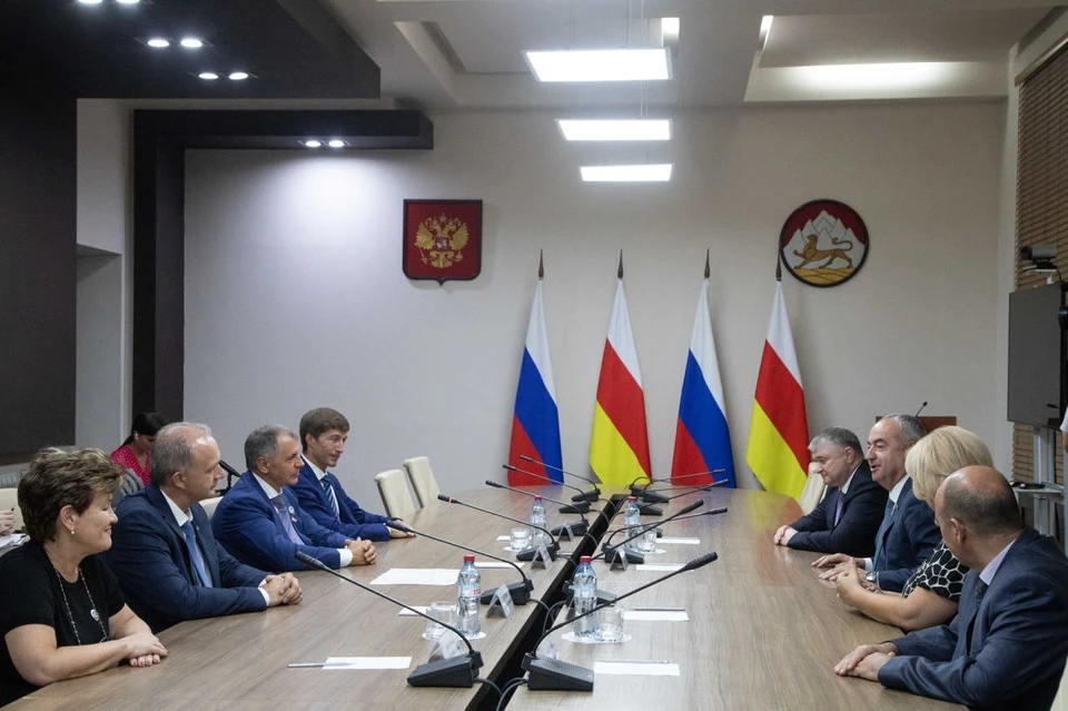 На днях делегация законодателей Республики Крым посетила Северную Осетию с рабочей поездкой. Фото: https://t.me/va_konstantinov
