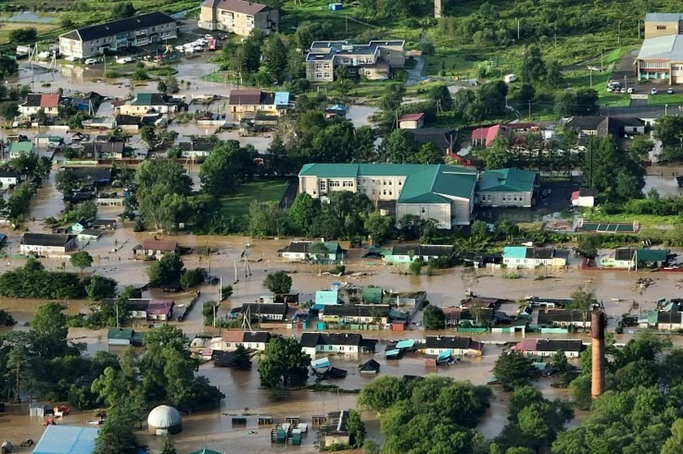 Приморский край страдает от наводнений.