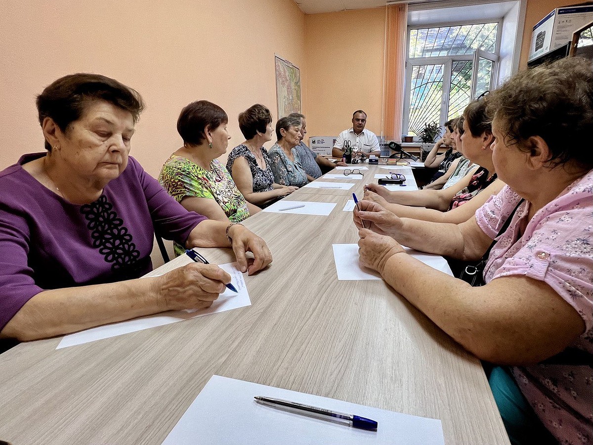 Безопасность прежде всего: жителям Иркутска рассказывают, чем грозит майнинг  в домашних условиях - KP.RU