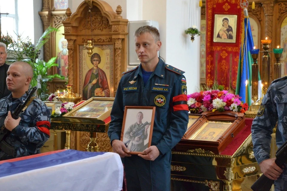 В Коми простились с погибшим на СВО Степаном Резниченко
