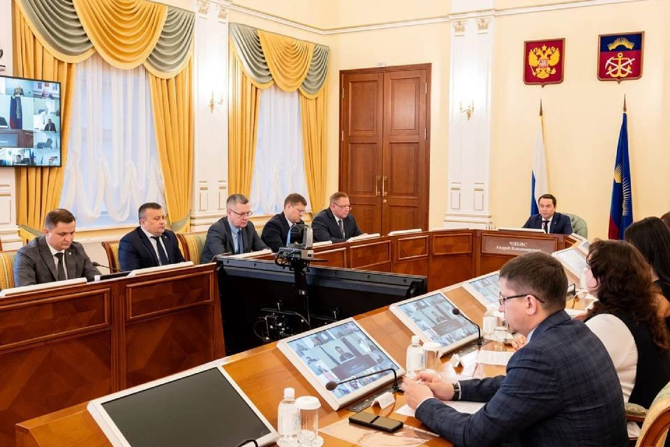 Мошенники пишут северянам от лица членов и сотрудников правительства Мурманской области. Фото: правительство Мурманской области