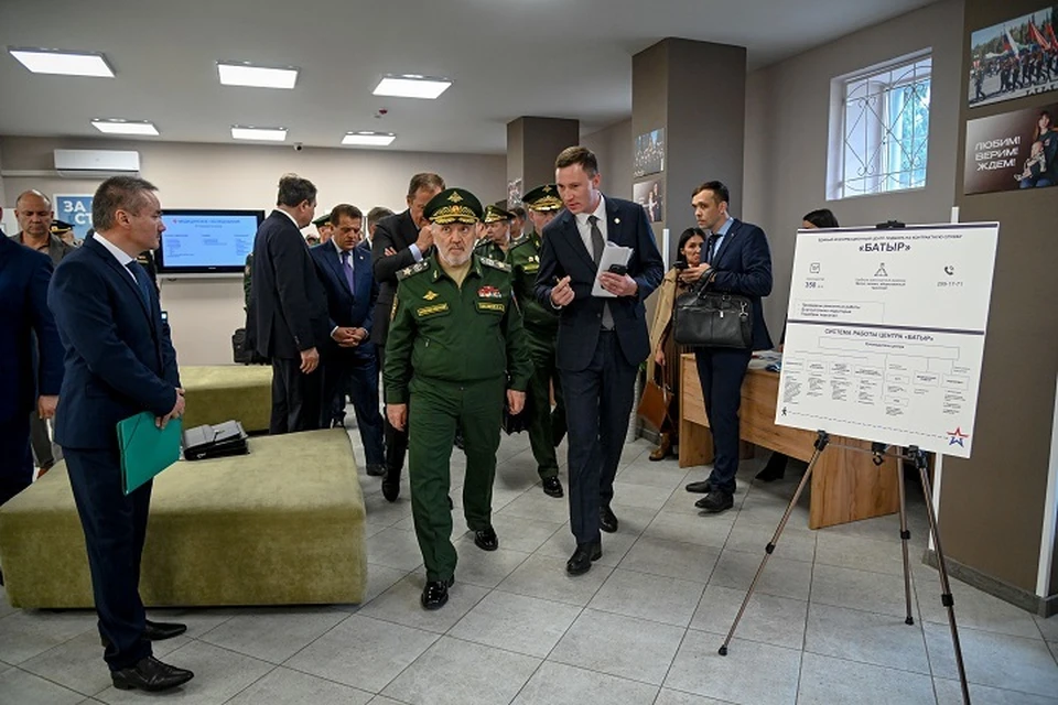 Высокопоставленные лица отметили высокий уровень работы пункта. Фото: пресс-служба раиса Татарстана