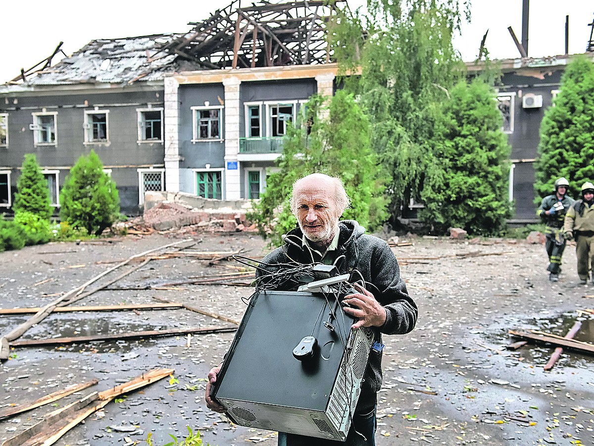 Без крыши над головой не останемся: В ЛНР одобрили компенсации за  утраченное или поврежденное жилье - KP.RU