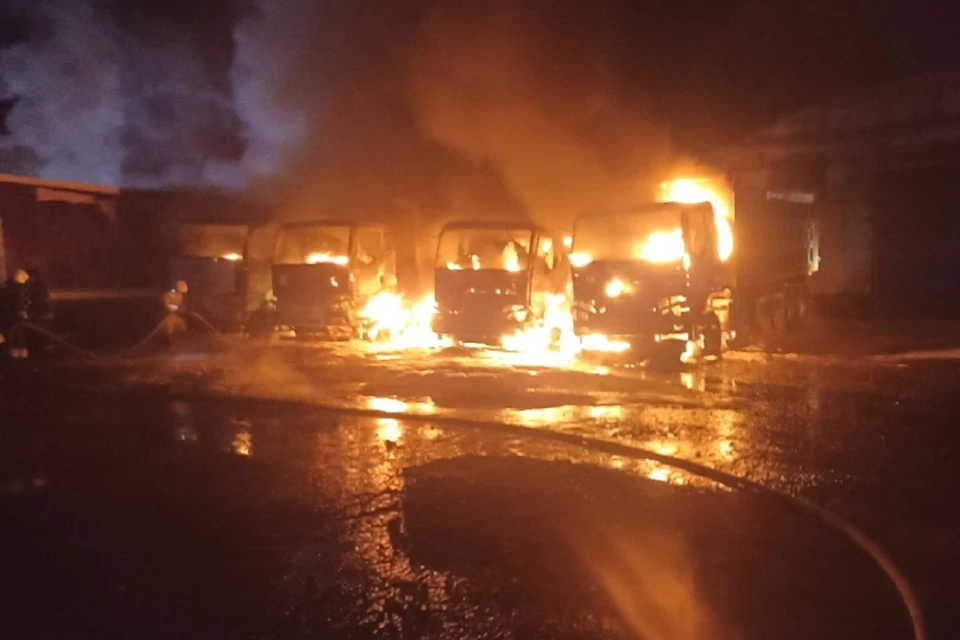 Огонь локализовали за полчаса. Фото: ГУ МЧС России по Кировской области