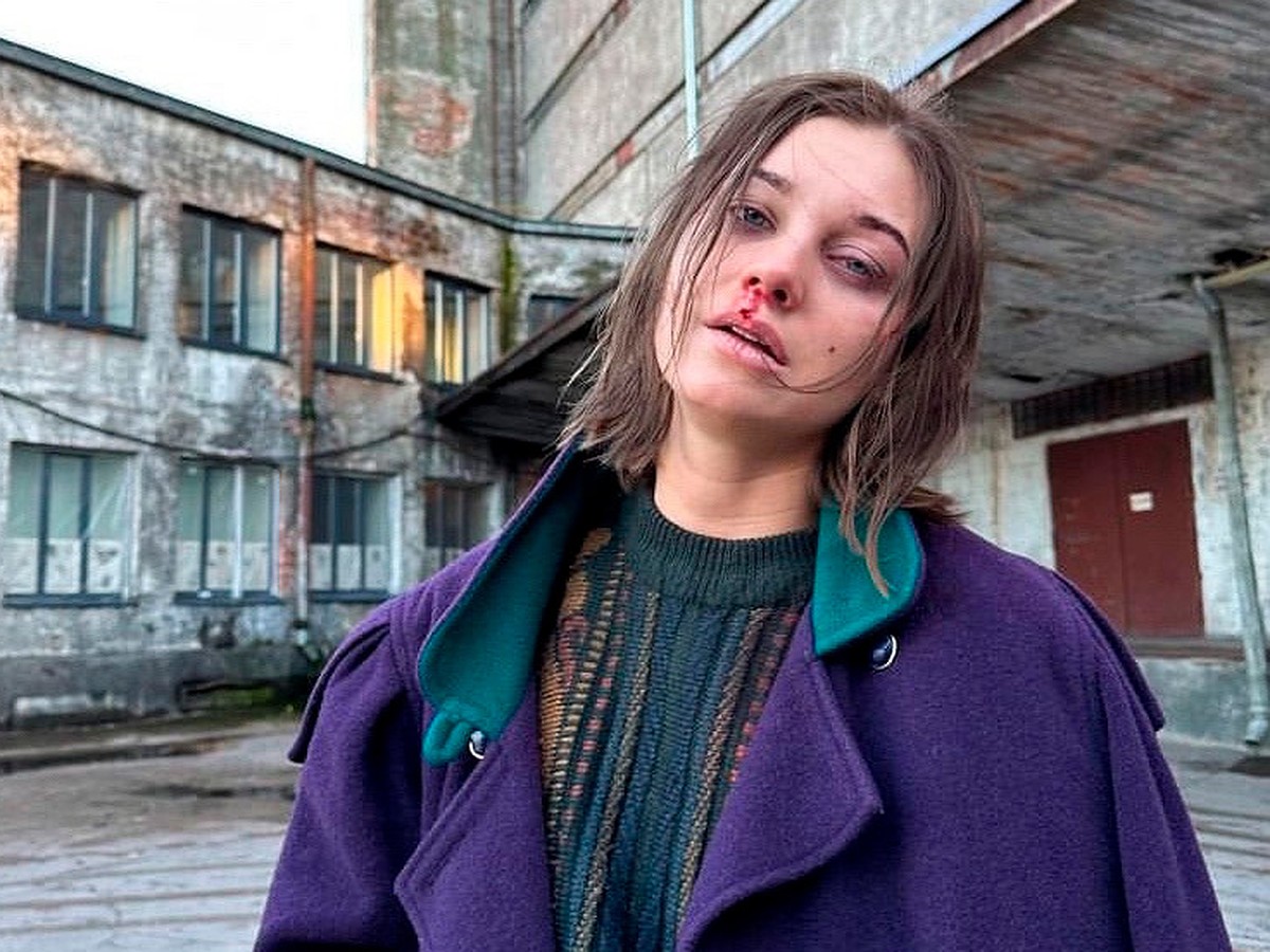 Эшли Белл жалаңаш