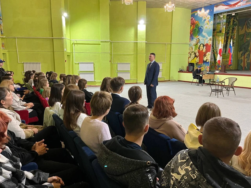 Министр образования Саратовской области посетил лагерь «Орленок» (фото: министерство образования области)