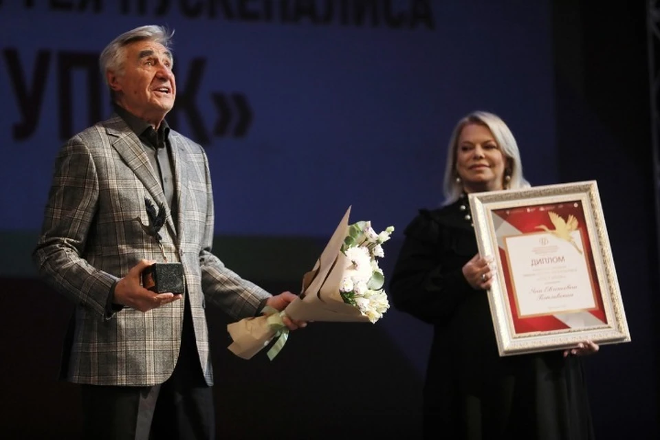 Церемония вручения премии состоялась на сцене Первого русского. ФОТО: страница Артема Молчанова ВКонтакте
