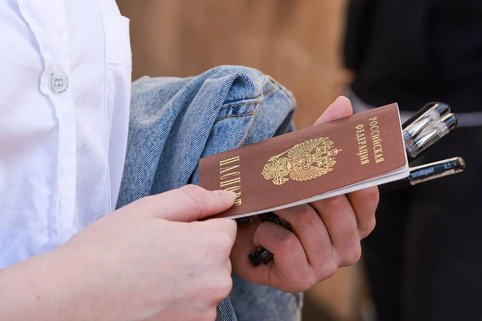 Глава Херсонской области опроверг информацию о мобилизации мужчин после получения российских паспортов