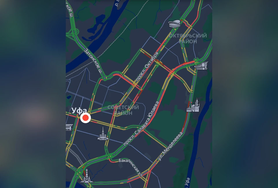 К концу дня в Уфе образовались огромные пробки