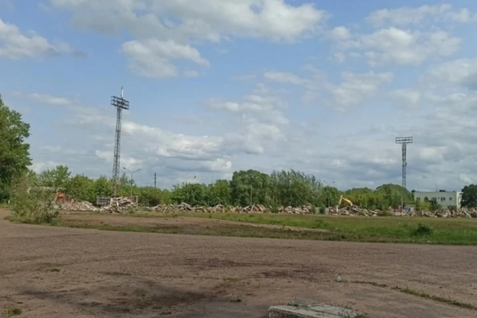 На месте бывшего стадиона в Ярославле собираются построить жилой комплекс. ФОТО: группа "Жесть Ярославль" Вконтакте