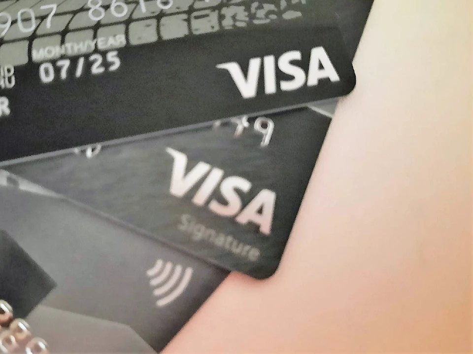 Житель Югры доверился мошенникам и лишился почти 3 миллионов рублей