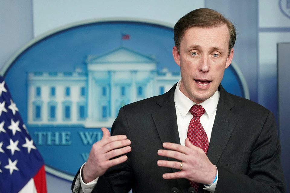 Джейк Салливан заявил, что администрация США намерена запросить более 2 млрд долларов на помощь Украине и Израилю.