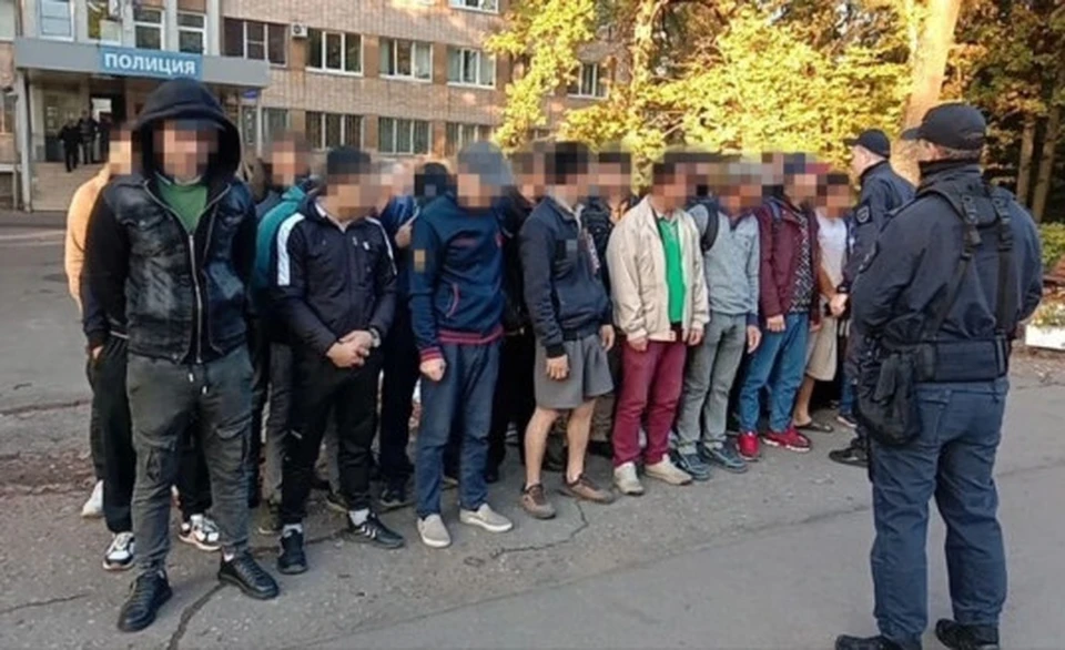 В калужском регионе в ходе очередного рейда задержали 20 мигрантов