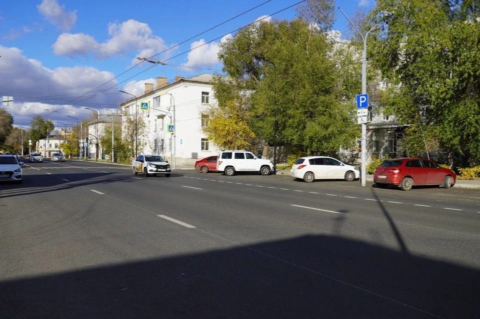 В Оренбурге в 2023 году ремонтируют 5 км дорог, которые ведут к медучреждениям