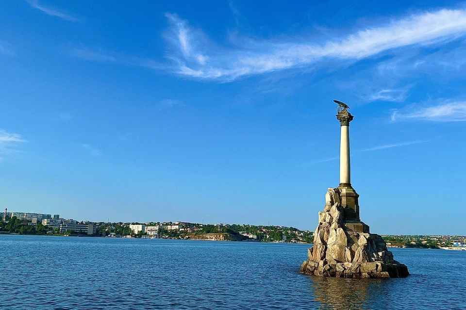 14 июня на площади Нахимова пройдет праздничный концерт, который в 22:00 завершится фейерверком. ФОТО: Архив "КП"