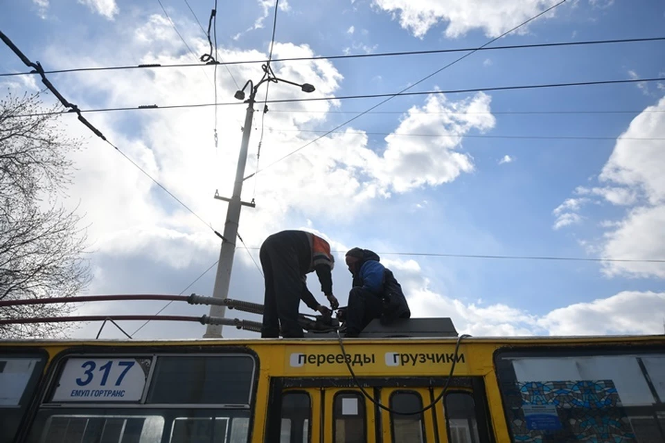 Сейчас изношенность троллейбусов составляет 100%.