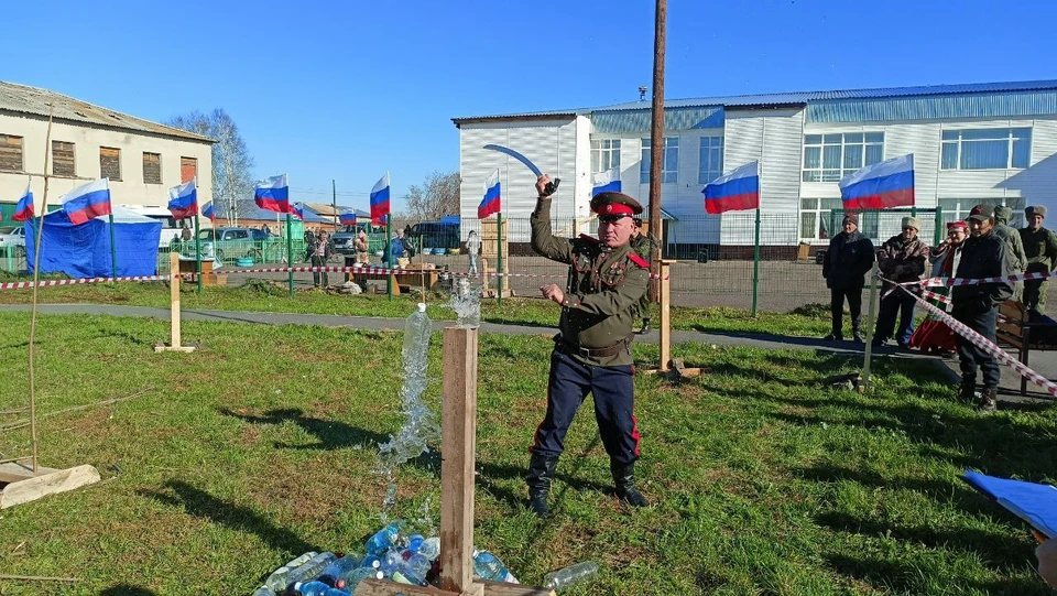 Казачья хата. Поделка в школу