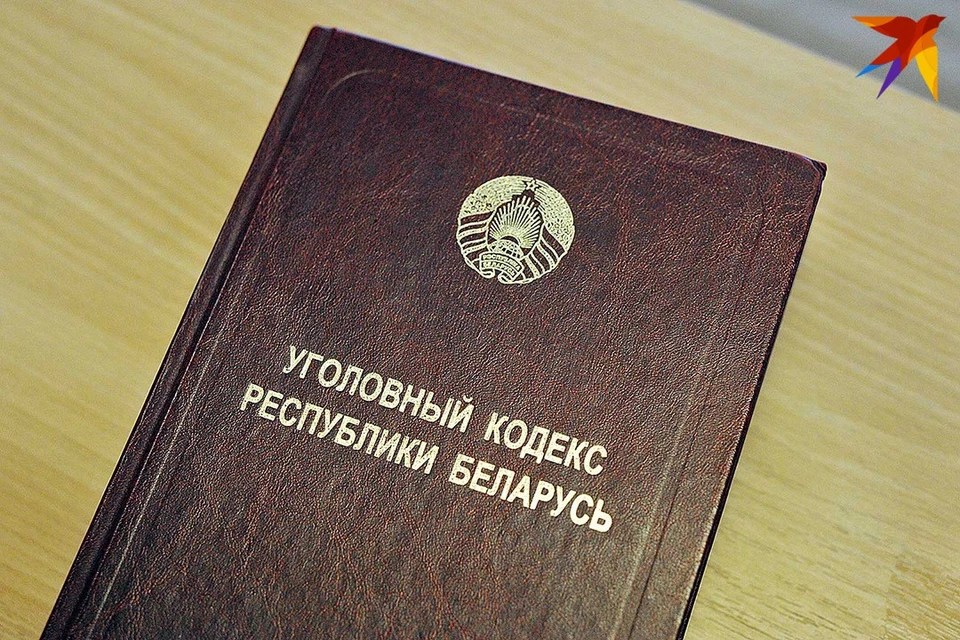 В Бобруйске продавец магазина украл из кассы 1000 рублей, отменяя чеки. Снимок используется в качестве иллюстрации.