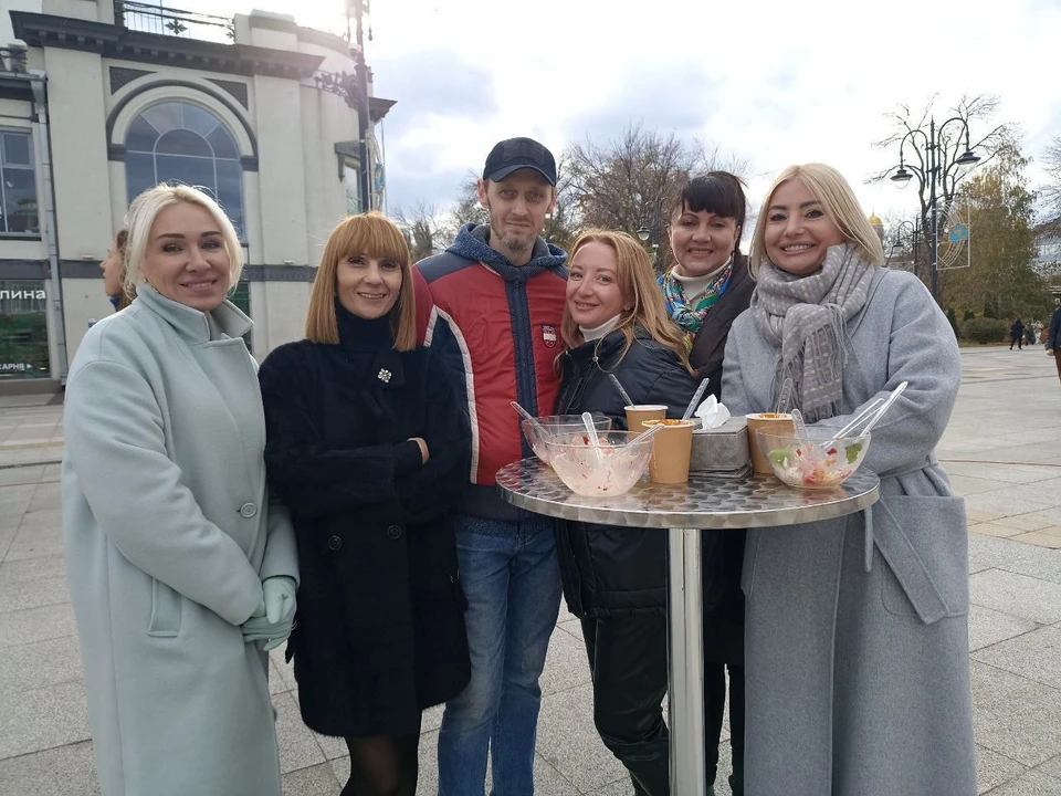 Фото: Саратовцы поучаствовали в съемках шоу "Повара на колесах"